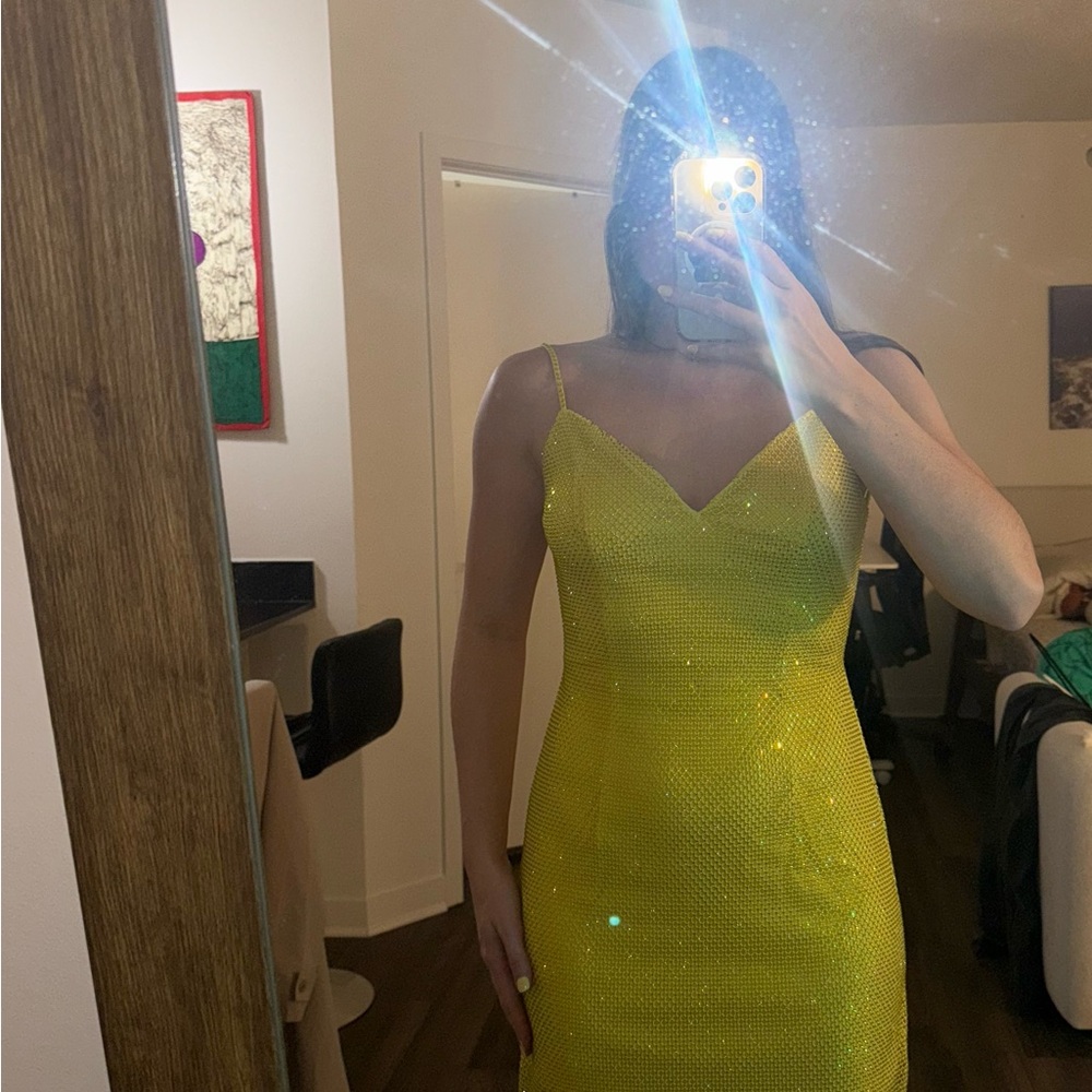 Jovani 08530 - Backless Mesh Sheath Cocktail Short Prom Dress - Picture 7 of 8